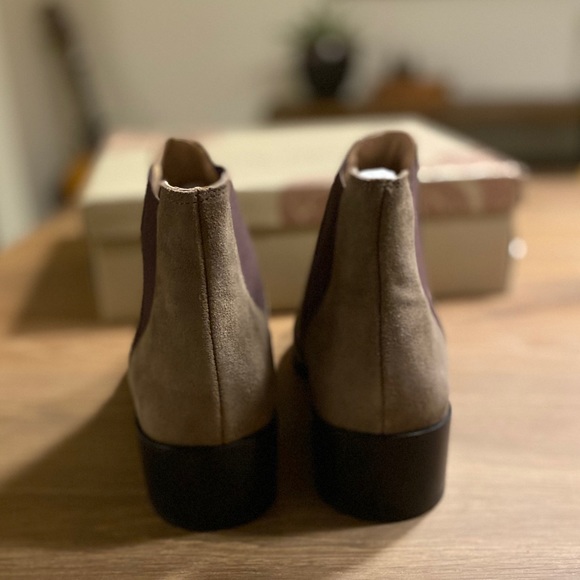 New w/box Klub Nico Zafira Chelsea boot Taupe - Picture 3 of 6